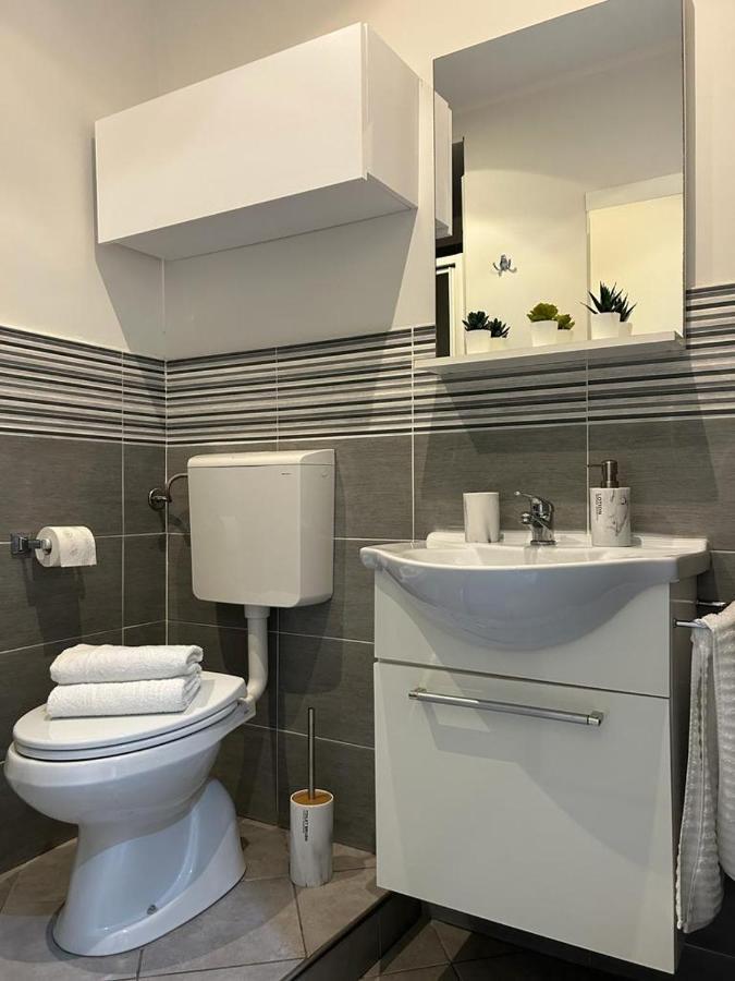 Ferienwohnung Casa Bezzecca La Spezia Exterior foto