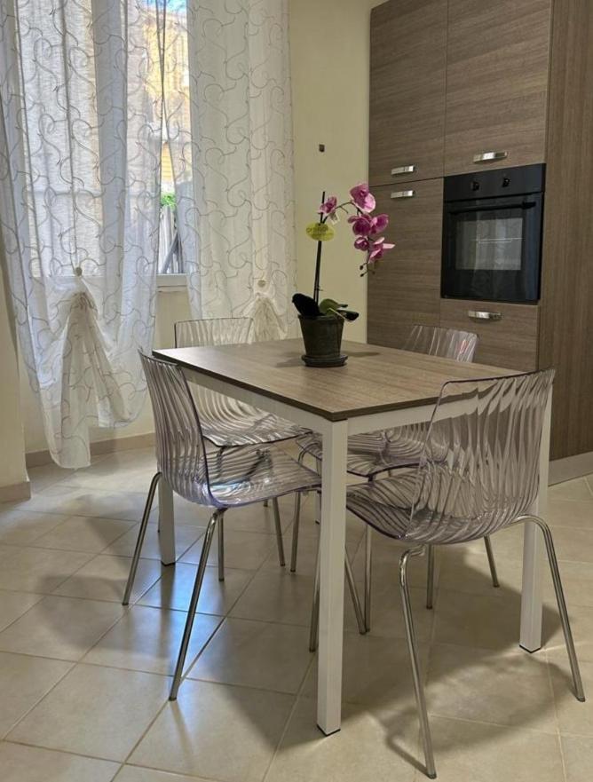 Ferienwohnung Casa Bezzecca La Spezia Exterior foto
